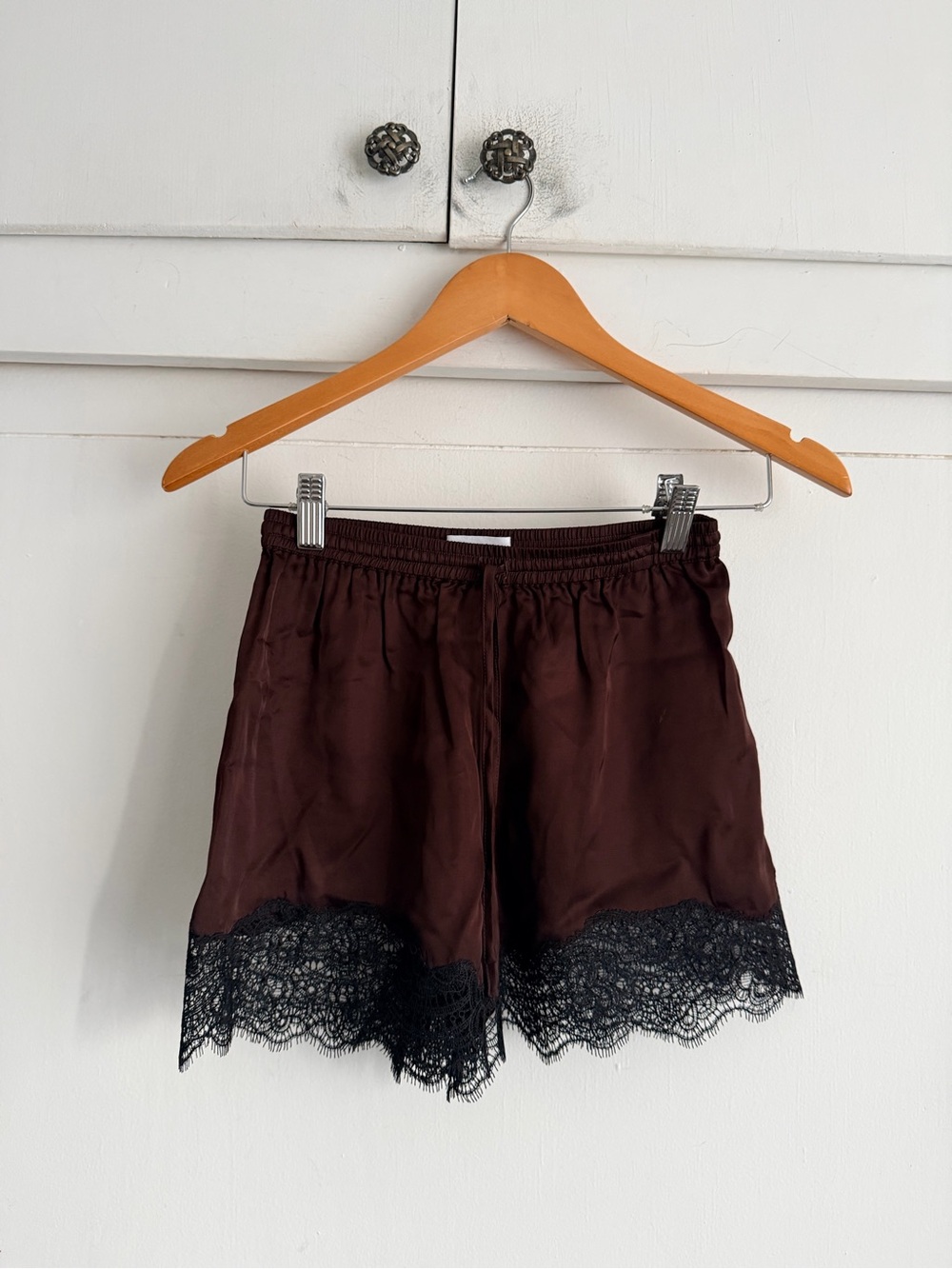 Aligne Linette Lace Trim Short - Chocolate